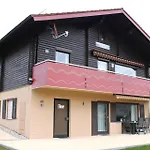 Haus 43 Talblick 2 Unten 아파트 아라흐